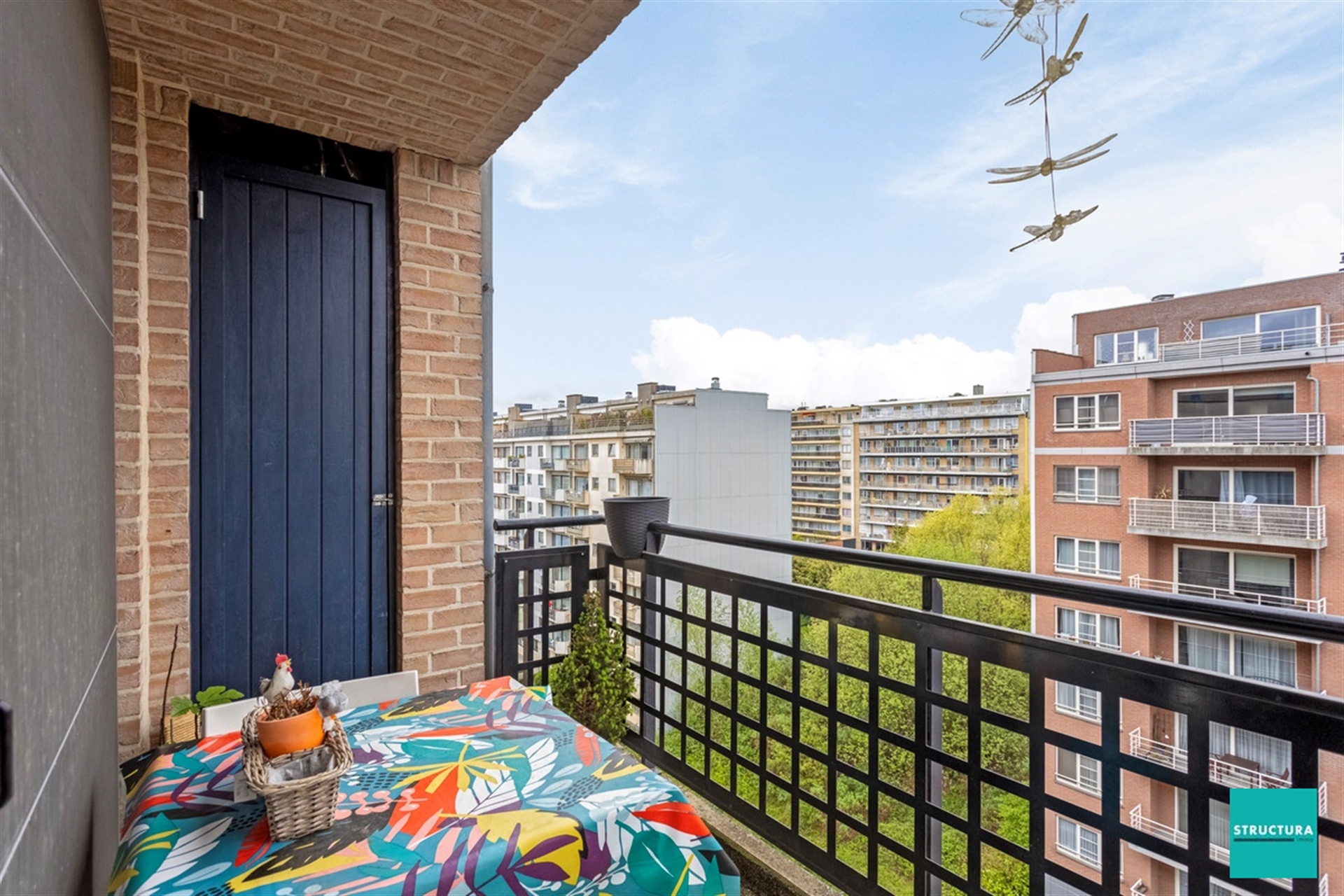 Lichtrijk appartement met 2 slaapkamers en exclusief zicht.





 foto 15