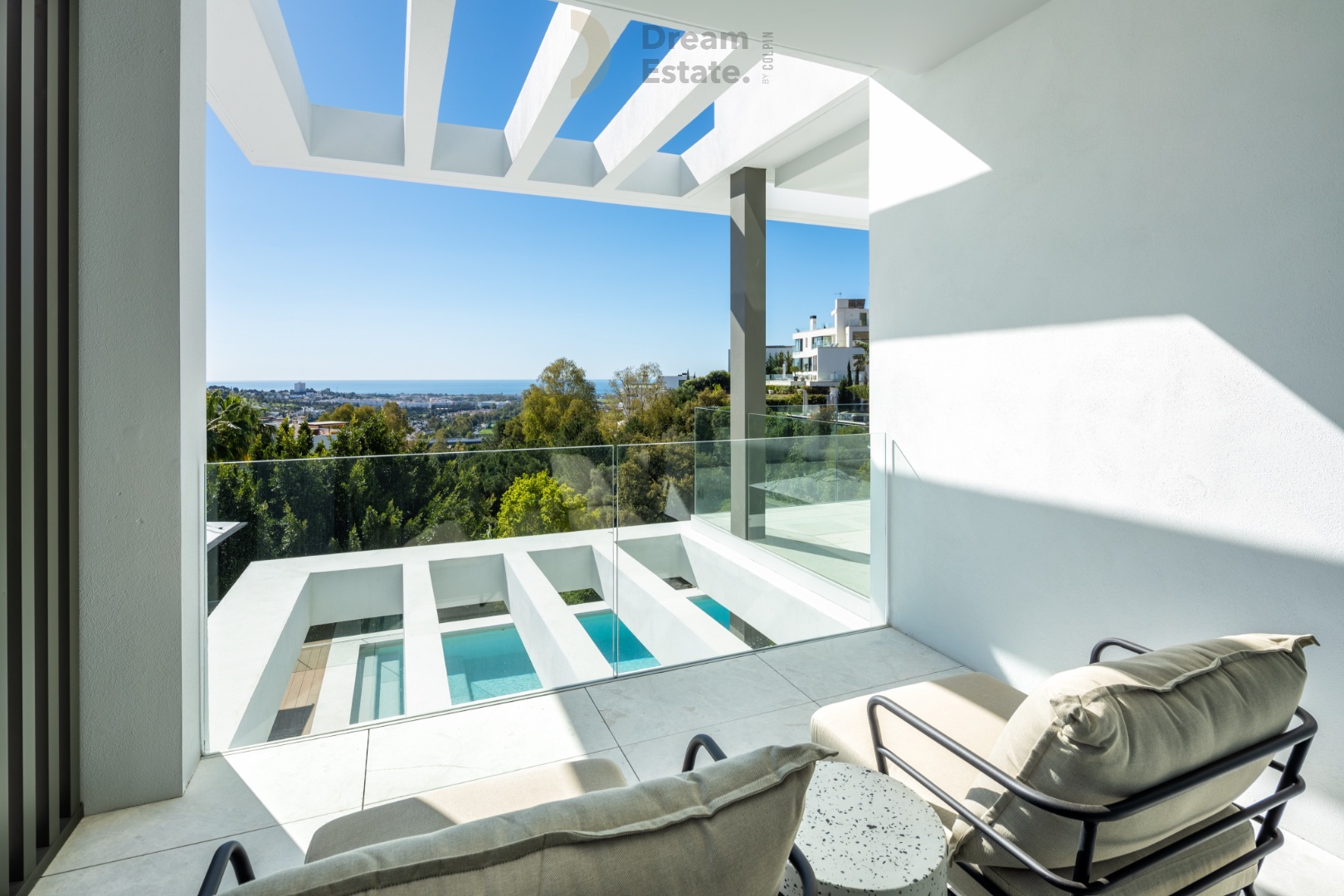 Moderne villa met indrukwekkende voorzieningen te La Quinta, Marbella foto 12