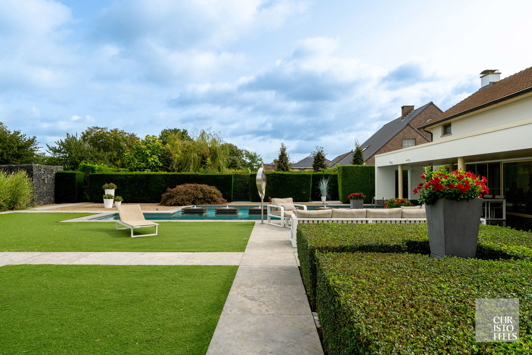 Exclusieve villa met verwarmd zwembad op een perceel van 2.295m²!  foto 35