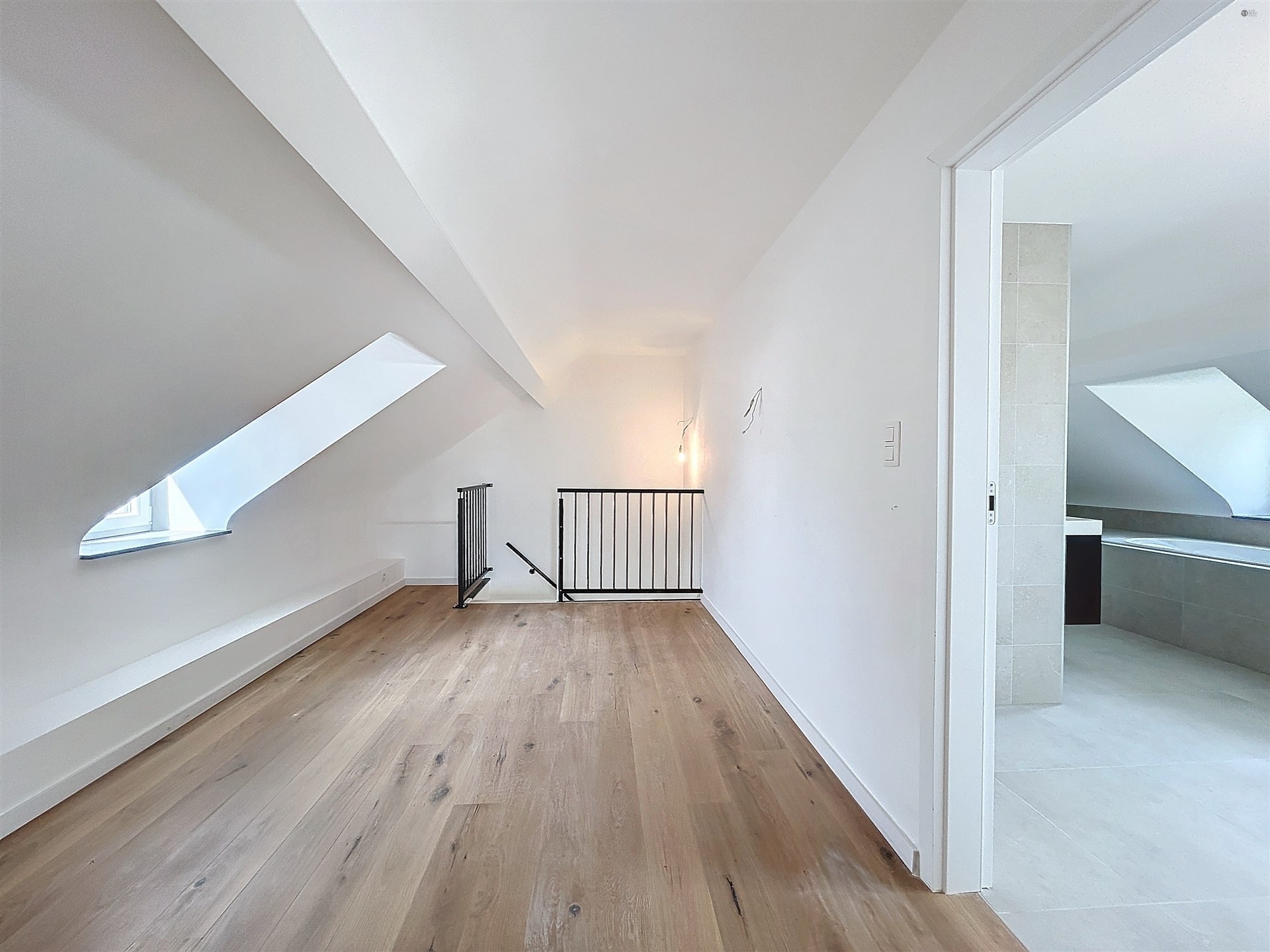 Prachtige energiezuinige villa in Belsele met 4 slaapkamers en 2 badkamers op perceel van 1239m² foto 15