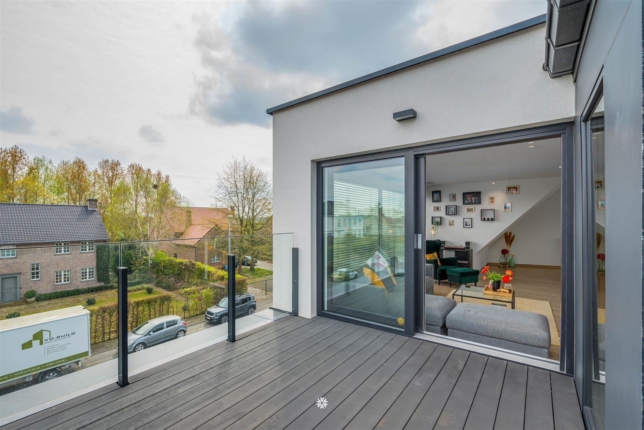 Sint-Niklaas - Luxe penthouse appartement met dubbele garage. foto 13