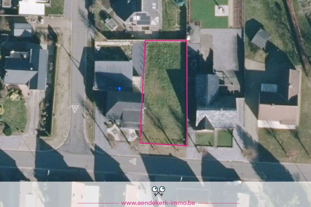 Perceel bouwgrond voor een halfvrijstaande woning in Neeroeteren foto 2