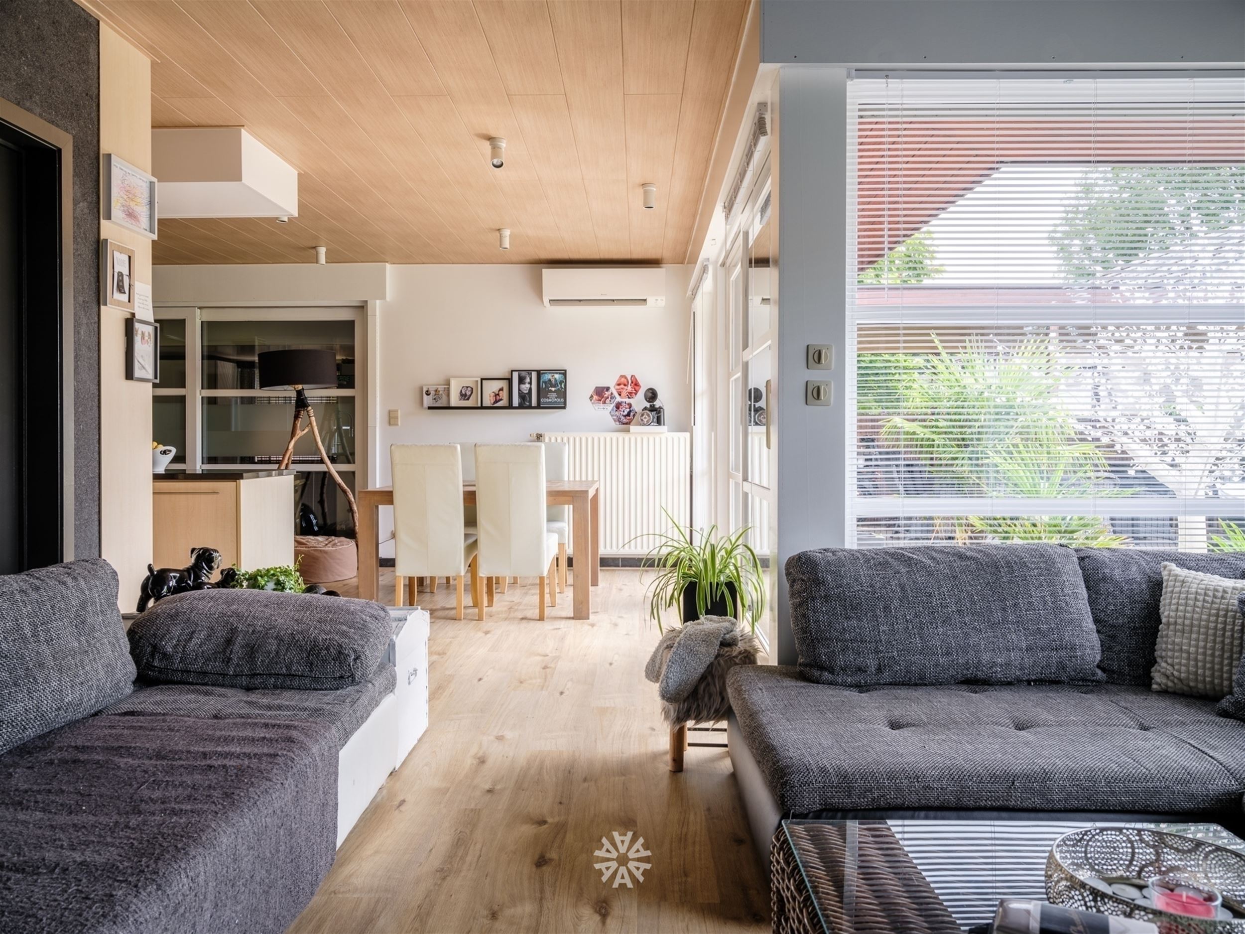 Instapklare en rustig gelegen 3-slaapkamerwoning te koop in een residentiële wijk te Evergem foto 9