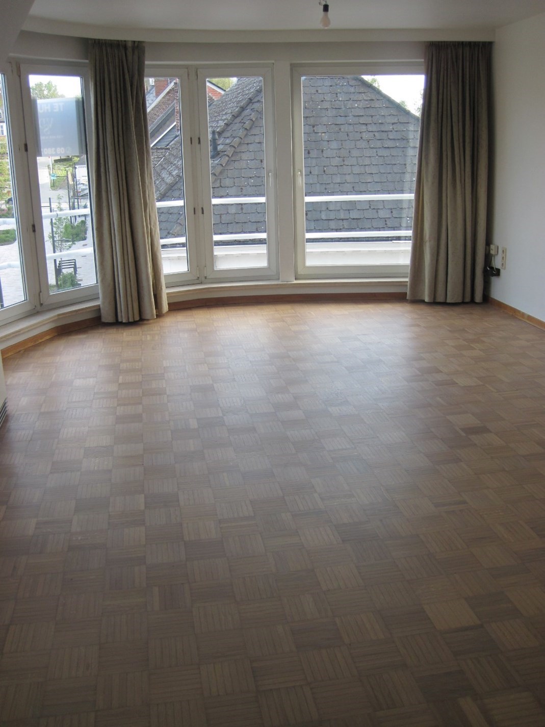 Net geschilderd 2 slp-appartement. TOPPER !! foto 4