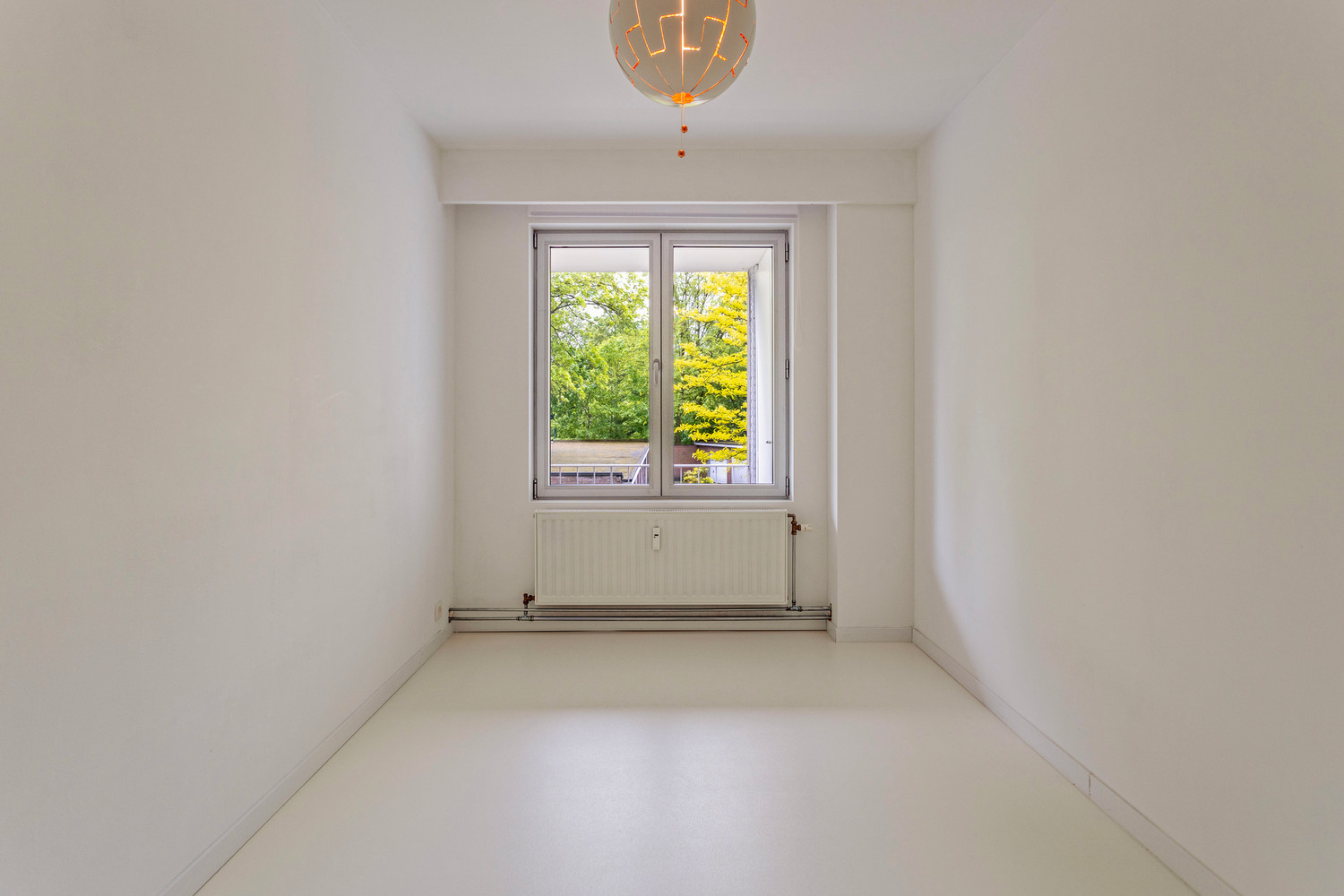 Instapklaar trendy appartement op wandelafstand van het Boekenberg Park met 3 slks, ruim terras en garagebox! foto 25