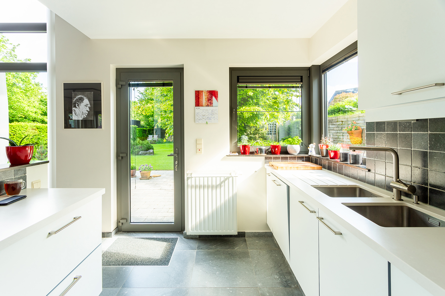 SALE & LEASE BACK - Moderne villa op 744m² te Hove  foto 10