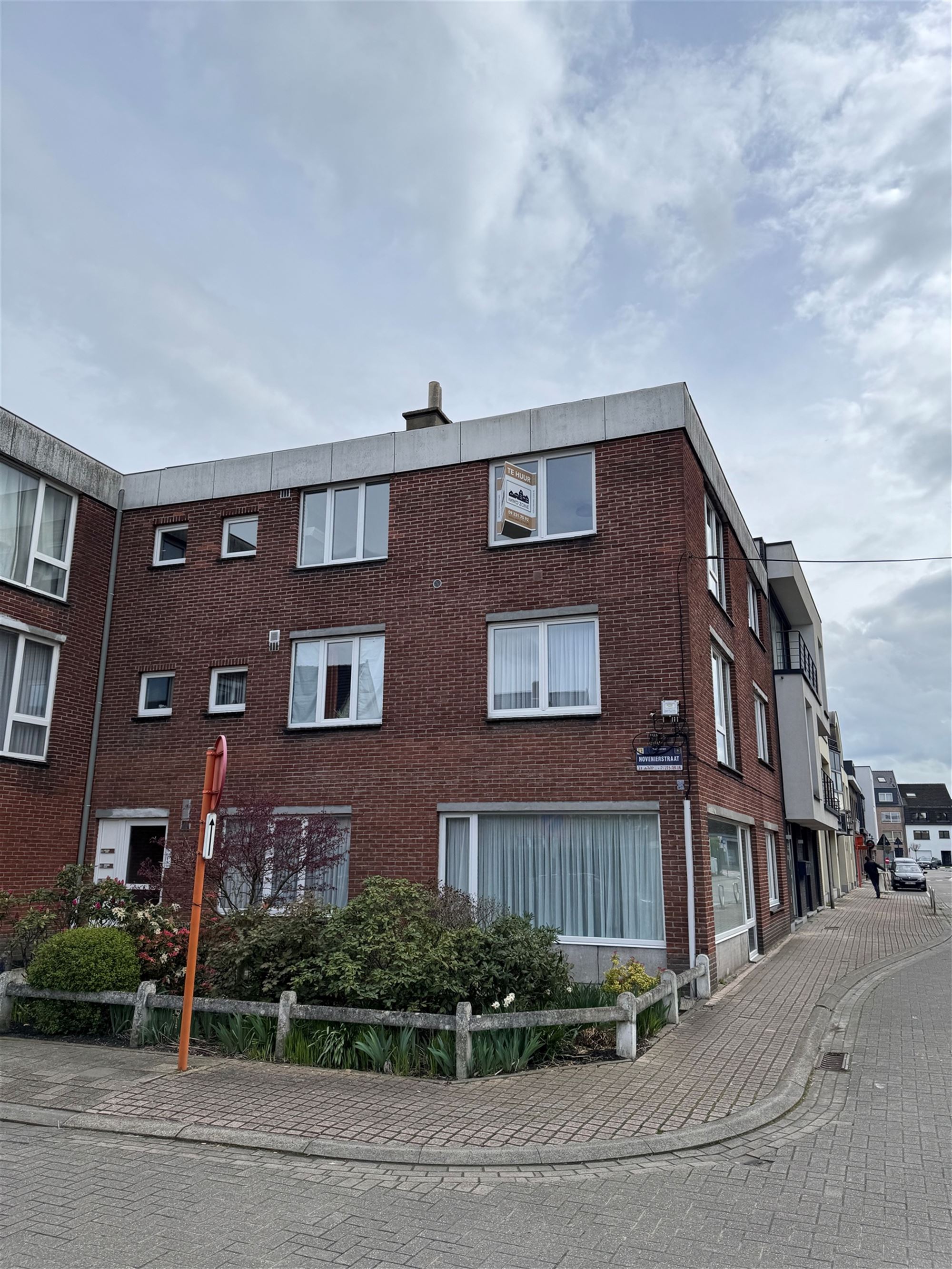 Mooi en rustig gelegen knus appartement op tweede verdieping nabij het Felix Beernaertsplein.  foto 1
