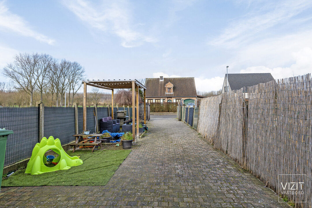 Gedeeltelijk gerenoveerd huis in Denderwindeke (Ninove)  foto 16