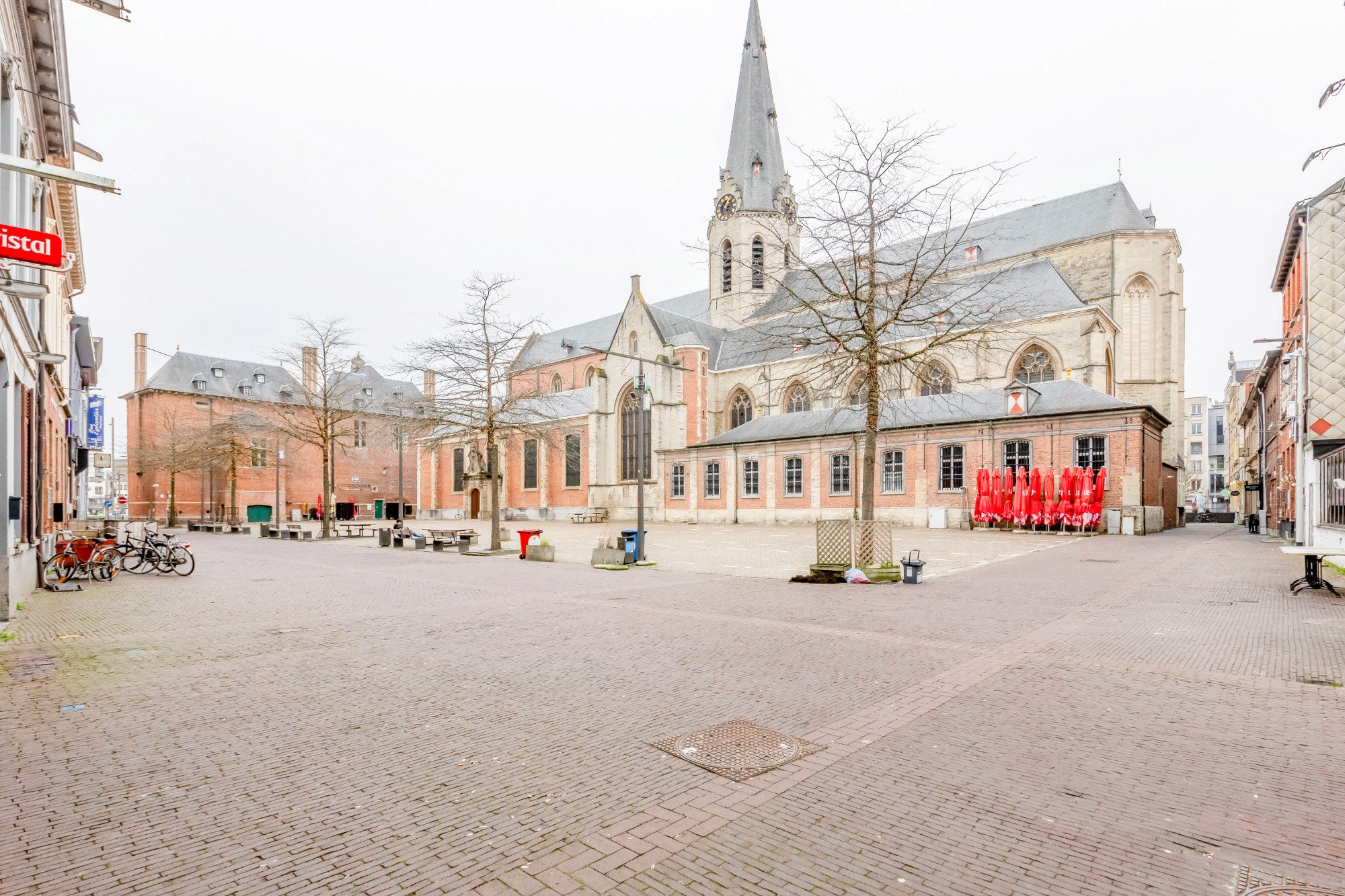 Prachtige gezinswoning in het hart van Sint-Niklaas foto 23