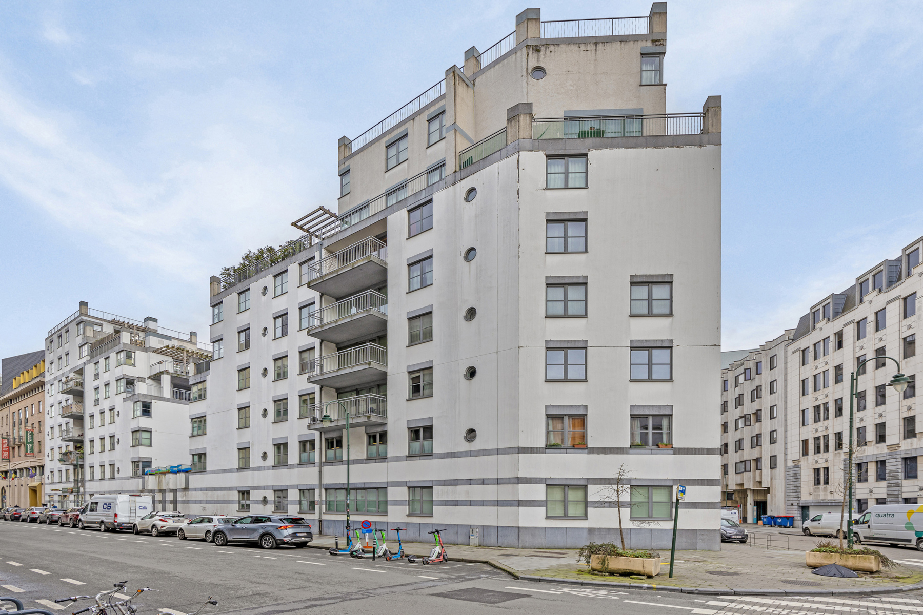 2 slaapkamer appartement met ruim terras in centrum Brussel foto 19