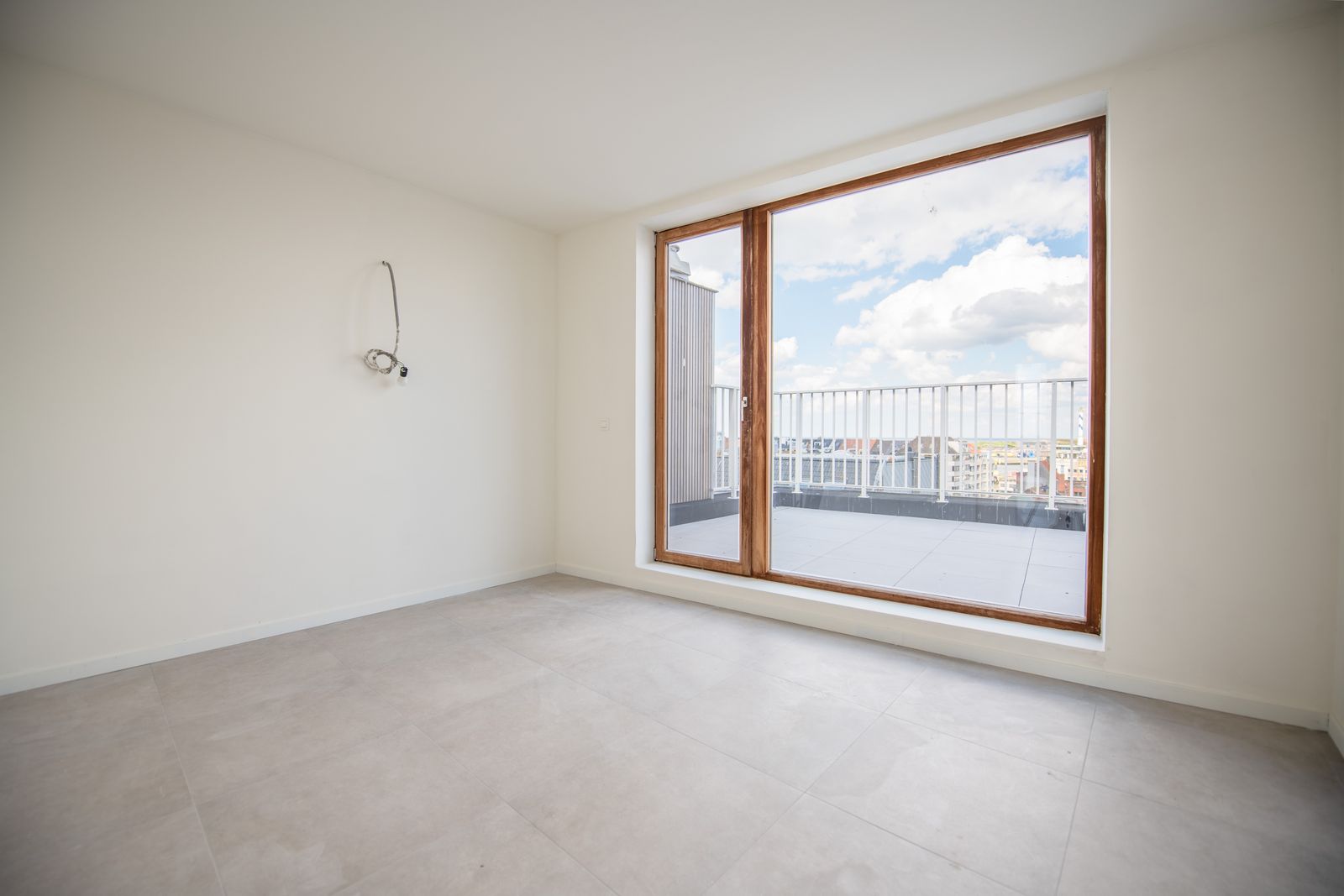 Nieuwbouw penthouse appartement met zonnige terrassen in hartje Oostende foto 6