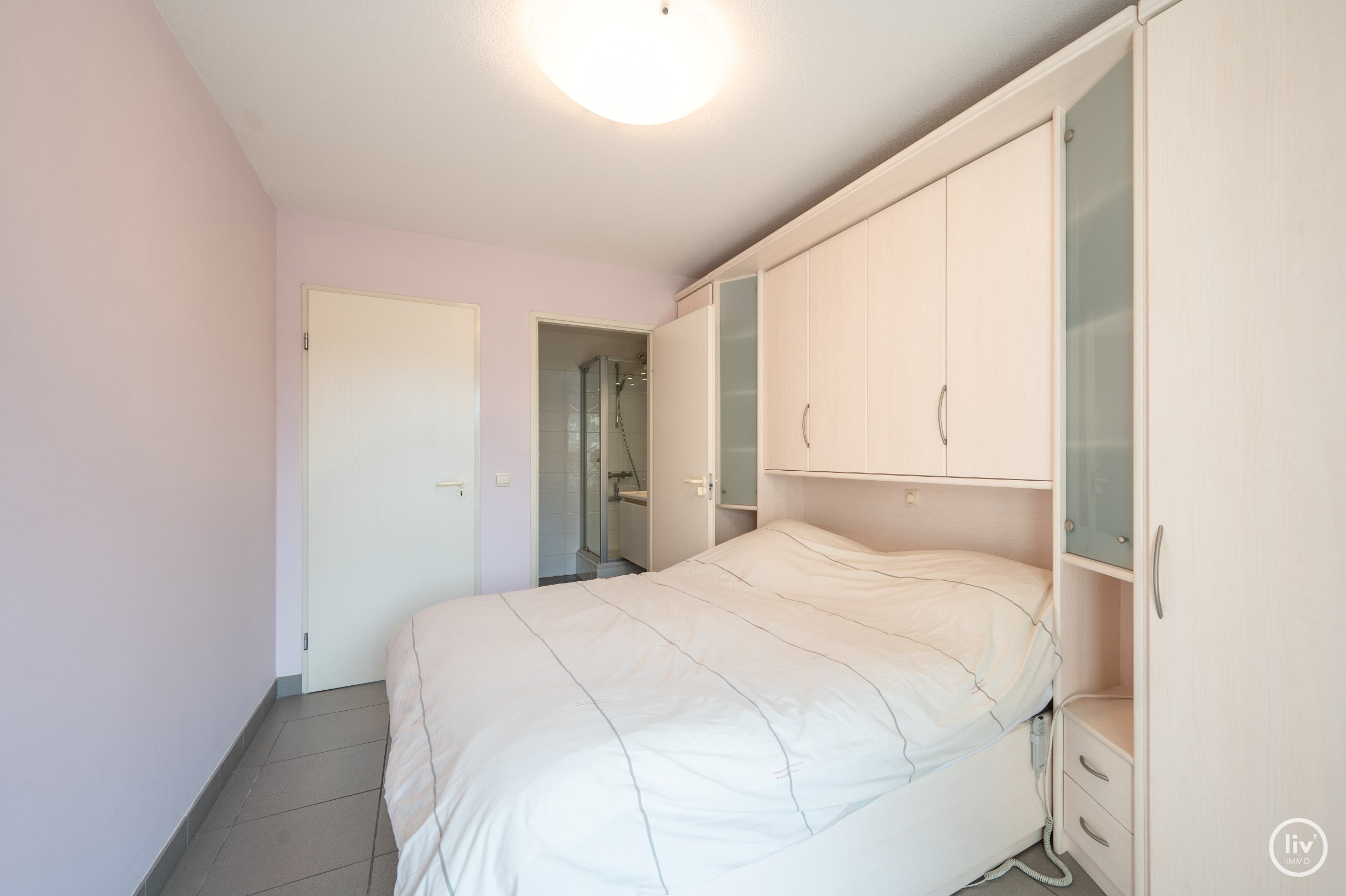 Ruim 1 slaapkamer-appartement op een topligging op de Bayauxlaan te Knokke.  foto 10