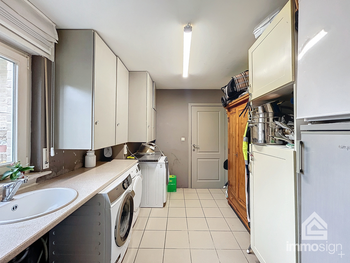 Instapklare gezinswoning met 4 slaapkamers en woonunit op ruim perceel te Bocholt! foto 19