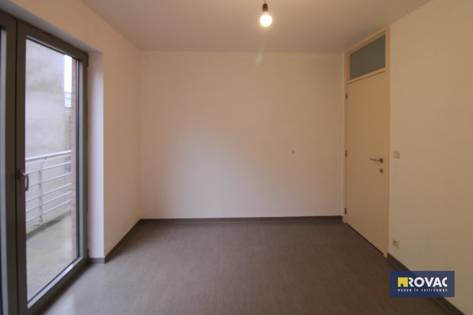 Energiezuinig appartement op absolute toplocatie in centrum Roeselare! foto 15