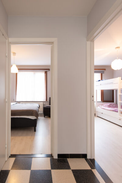 Zongericht appartement met 2 slaapkamers centraal gelegen te Nieuwpoort-Bad. foto 16