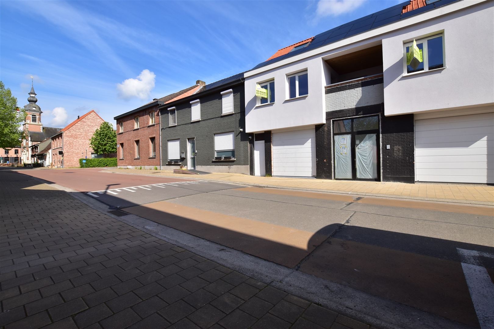 Uitzonderlijk ruim duplex appartement met garage en 2 terrassen in het gezellige Sombeke foto 26