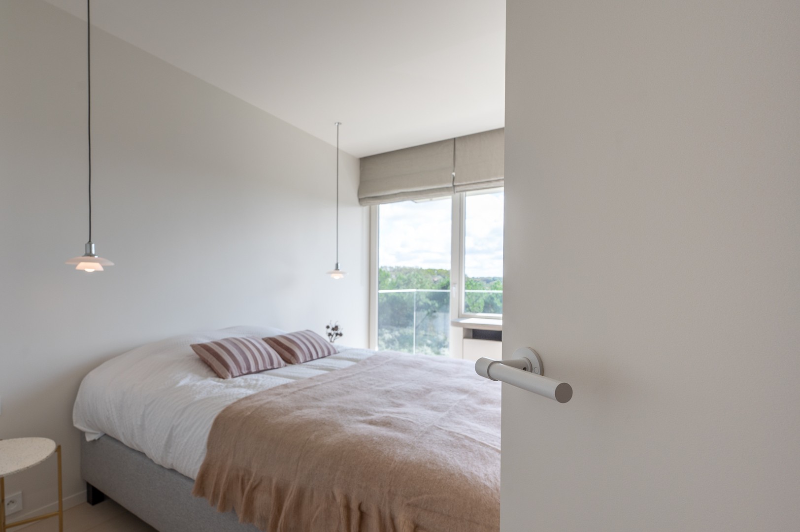 Prachtig gerenoveerd appartement met frontaal zeezicht in de standingvolle residentie Zwynelande. foto 13