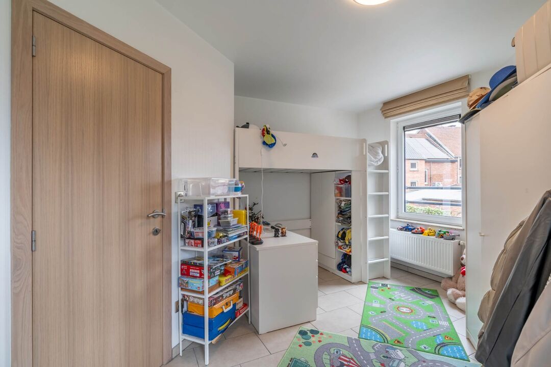 Ruim en zeer verzorgd appartement met 2 slaapkamers, terras en garage op vlakbij de kleine ring van Hasselt foto 30