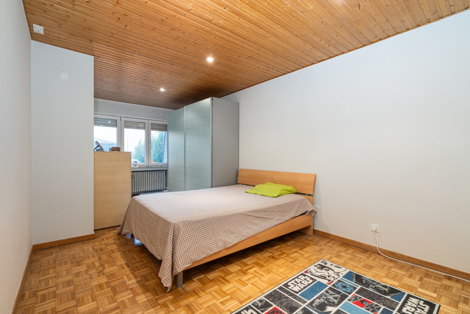 Ruim duplex-appartement met drie slaapkamers & garage te Harelbeke! foto 12
