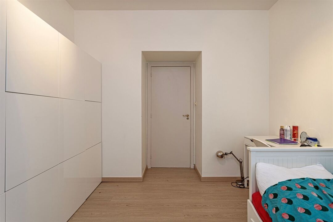  Uitzonderlijk gelegen ruim 3 slaapkamer appartement aan het Prins Albertpark. foto 18