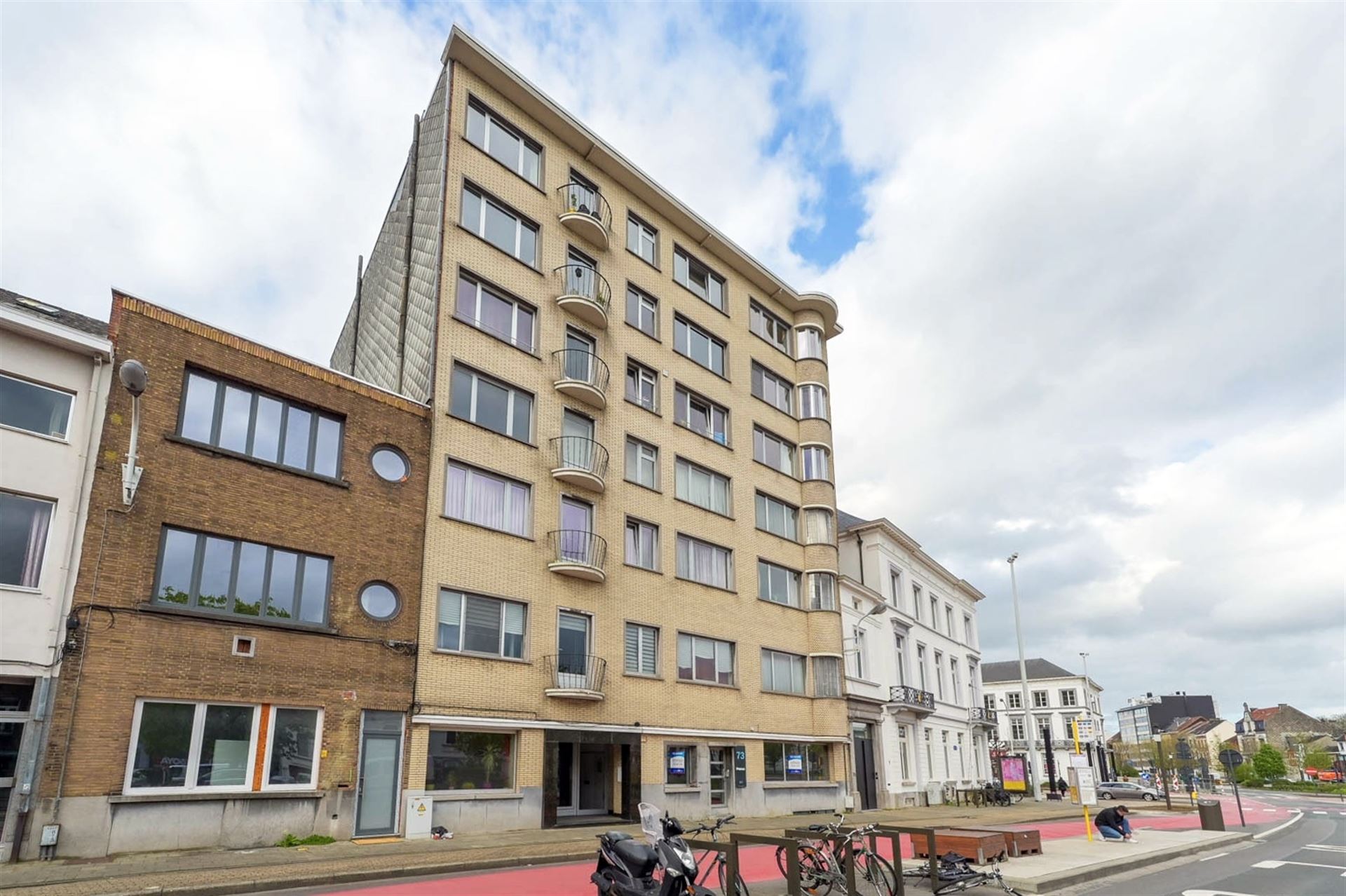 Volledig gerenoveerd, energiezuinig appartement met 2 slaapkamers in het centrum van Mechelen foto 2