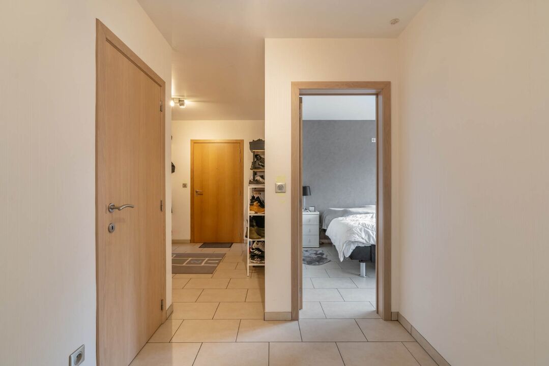 Ruim en zeer verzorgd appartement met 2 slaapkamers, terras en garage op vlakbij de kleine ring van Hasselt foto 25