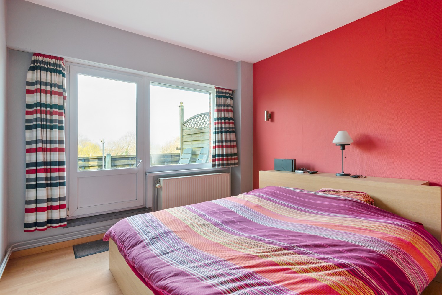 Lichtrijk éénslaapkamerappartement te koop! foto 10