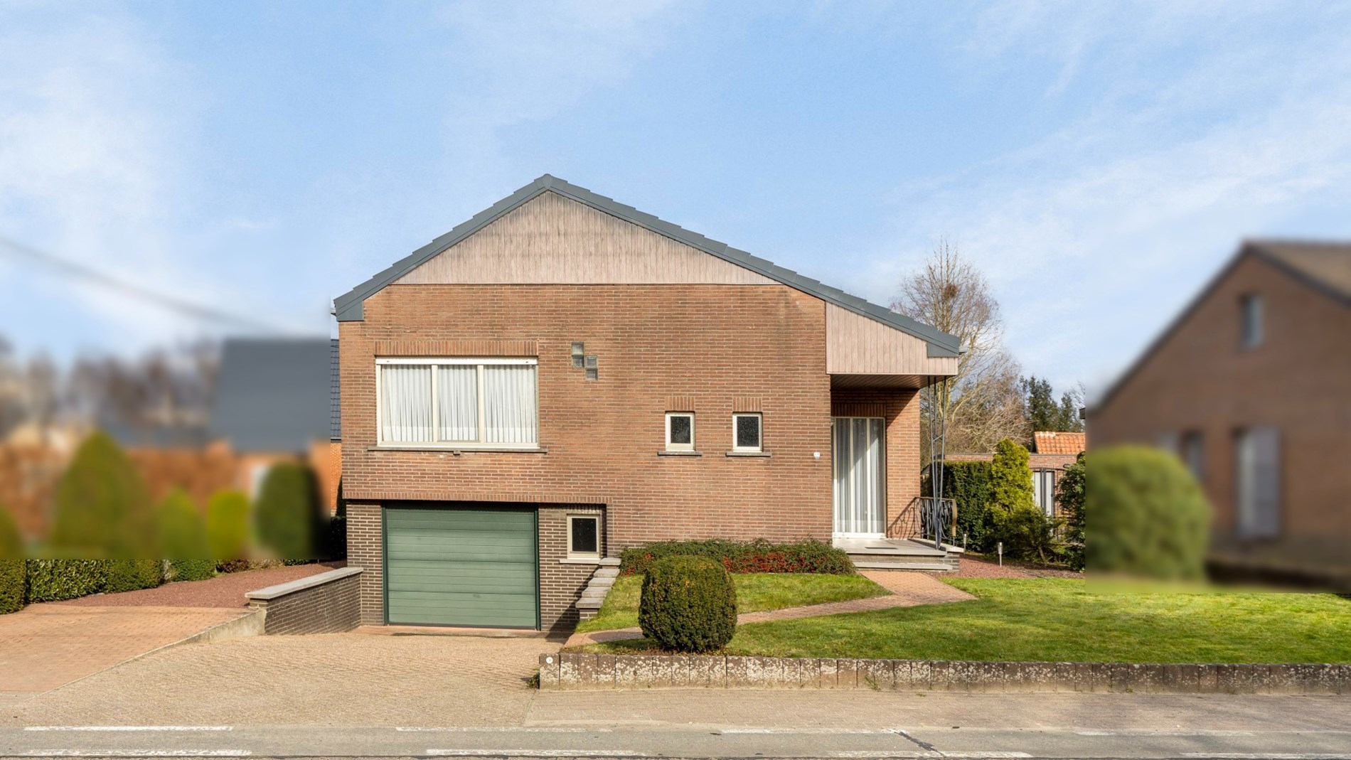 Goed onderhouden woning met 3 slaapkamers. foto 22