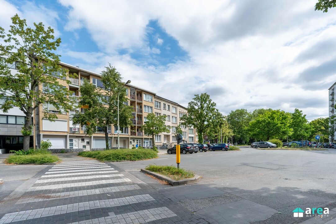 Ruim 2slpk appartement met 2 terrassen op toplocatie! foto 10