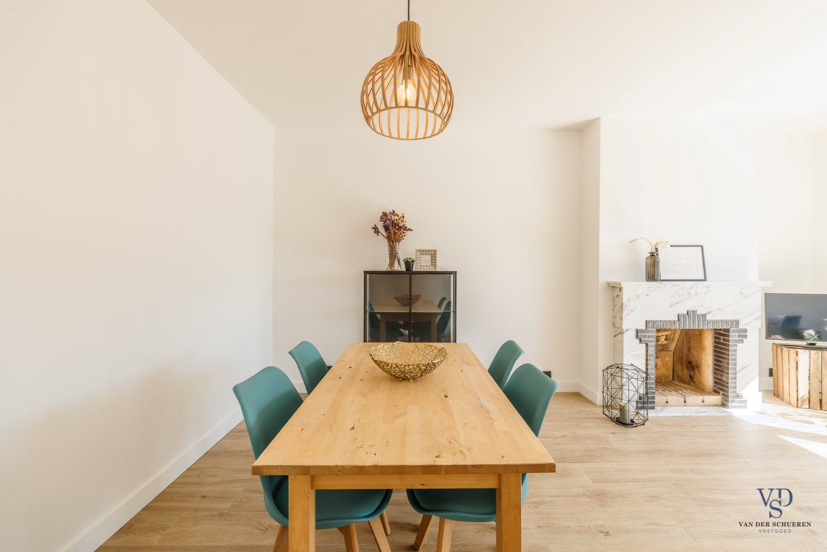 Gerenoveerd appartement in centrum Gavere foto 3