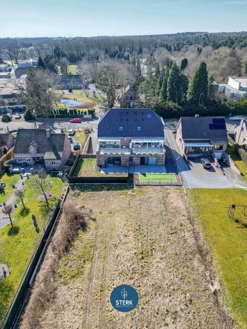 BIJNA ENERGIENEUTRAAL DUPLEXAPPARTEMENT MET 3 SLPKS IN LANAKEN !  foto 4