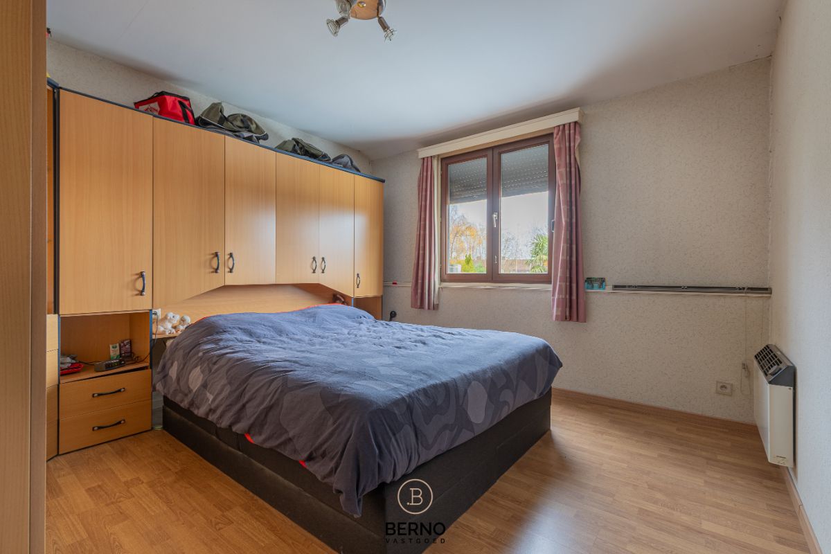 Instapklare woning met mooie tuin foto 12