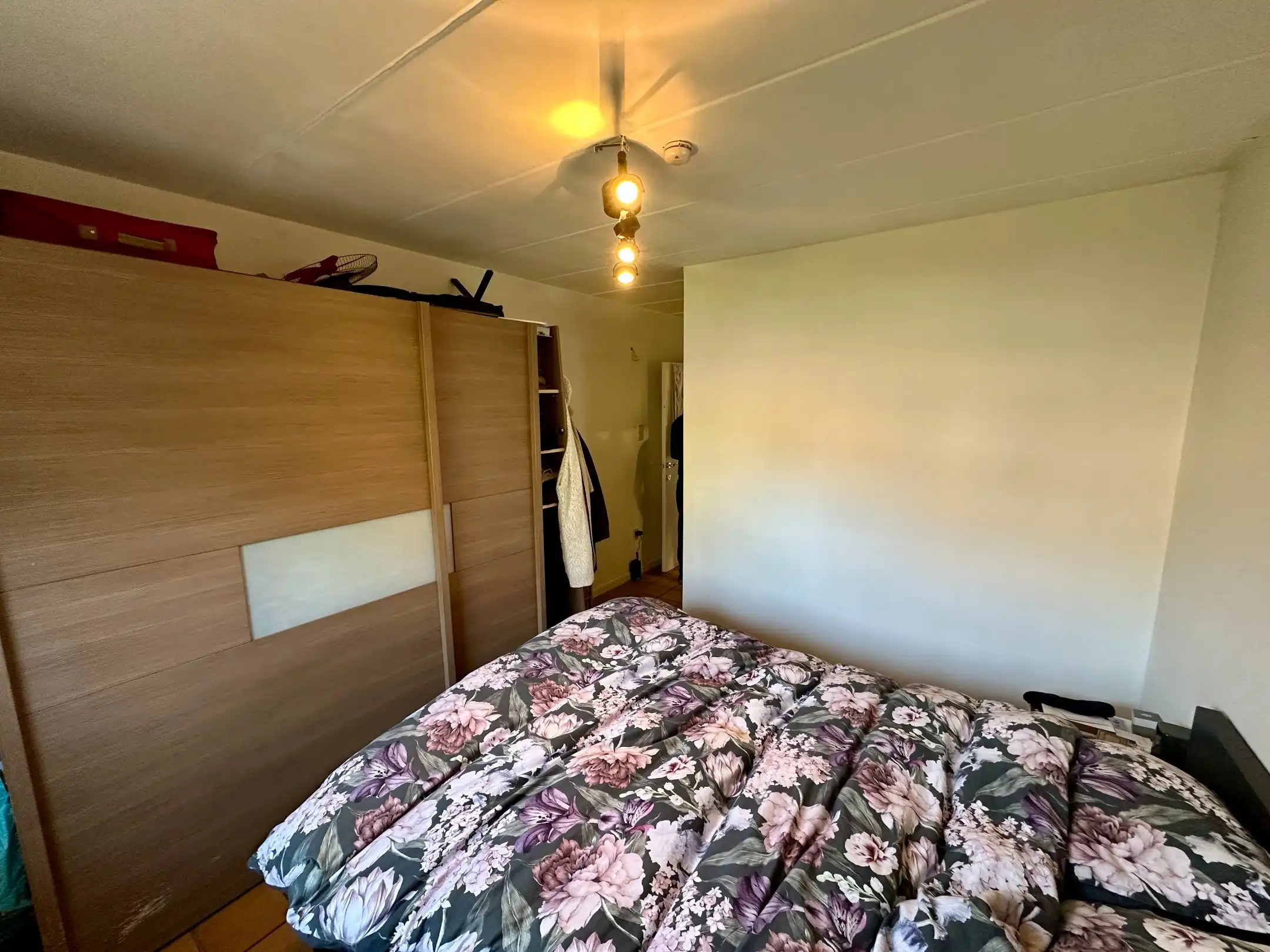 Gelijkvloers appartement met potentieel in Nieuwe Kempen/Genk foto 7