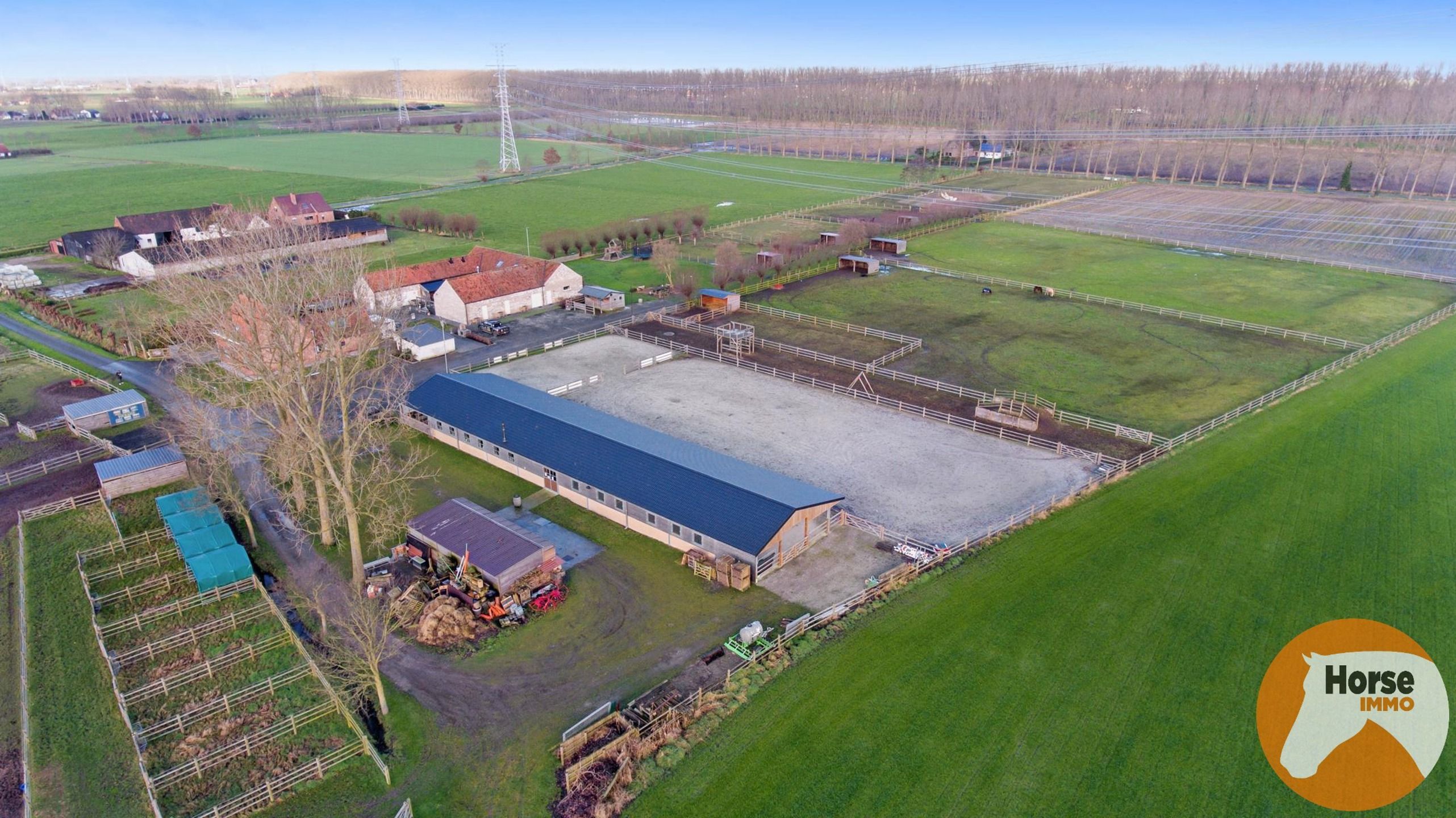 DAMME – Instapklare paardeneigendom, piste en extra woonhuis foto 25