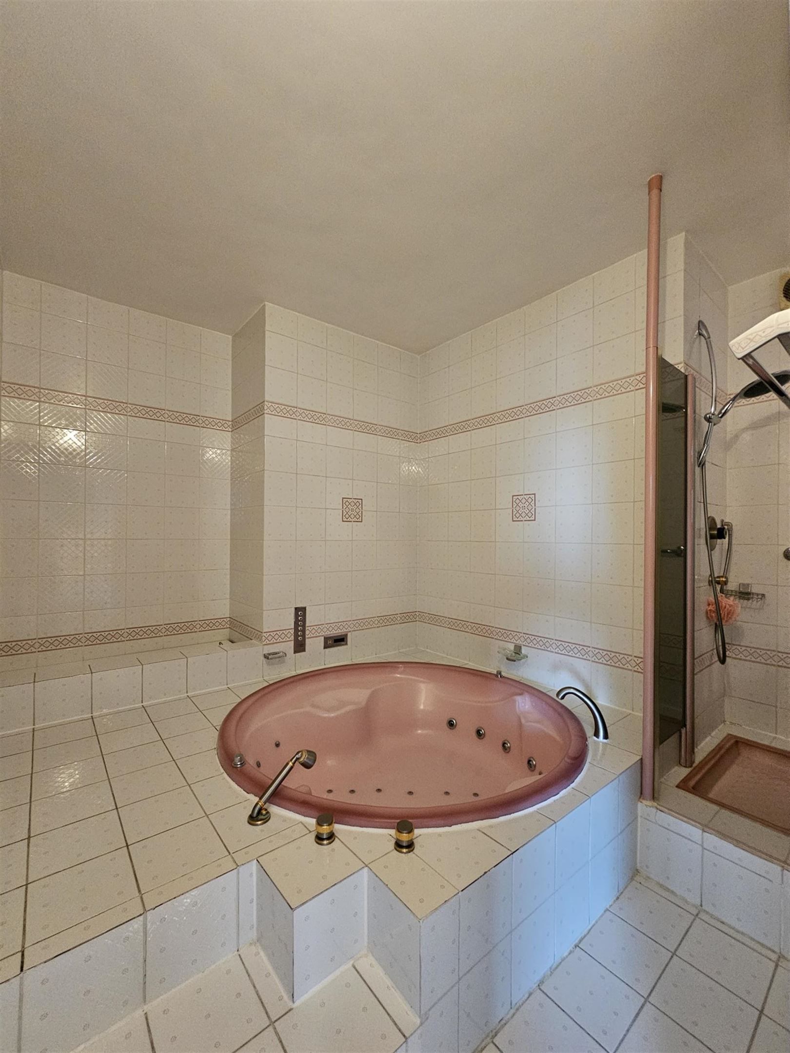 Appartement met 3 slpks, 3 badkamers en 3 terrassen. foto 20