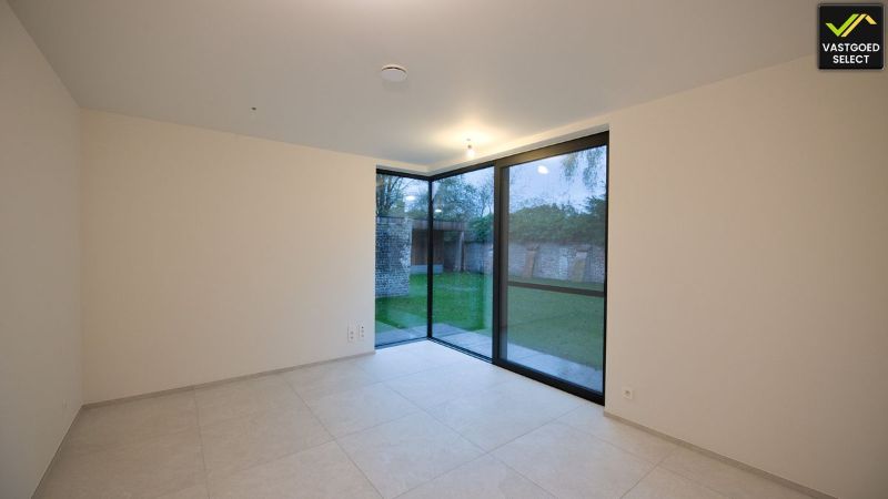 Nieuwbouwwoning met EPC A+ en klimaatplafonds in de Burgemeester Van de Keerestraat foto 18