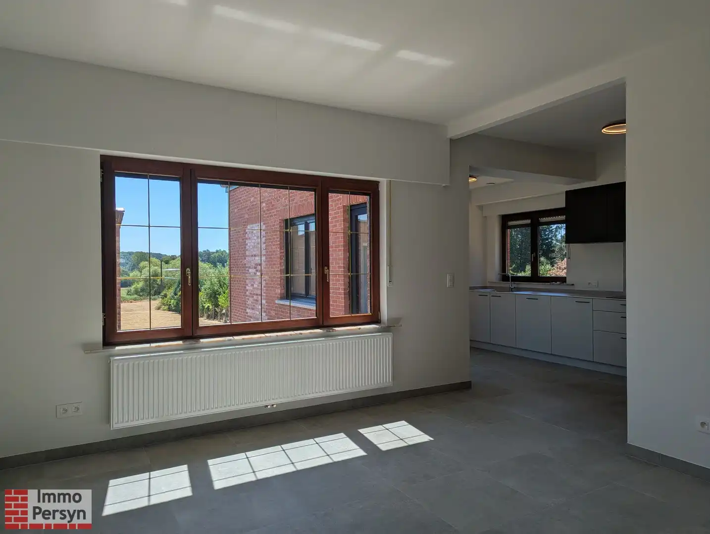 Zeer ruime open woning te huur in Langdorp foto 13