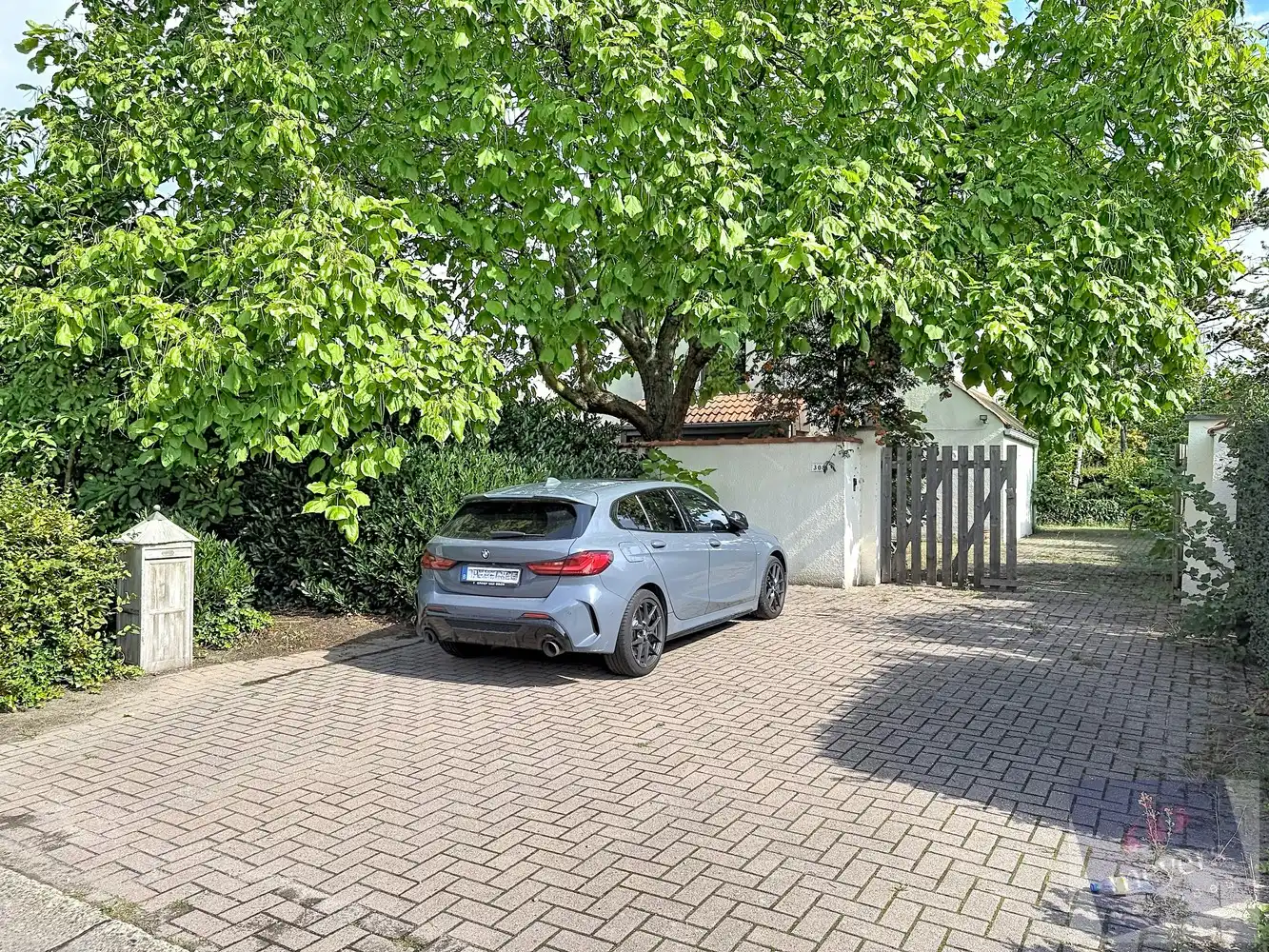 Ruime open bebouwing met 3 slaapkamers en omheinde tuin in Zonhoven foto 2