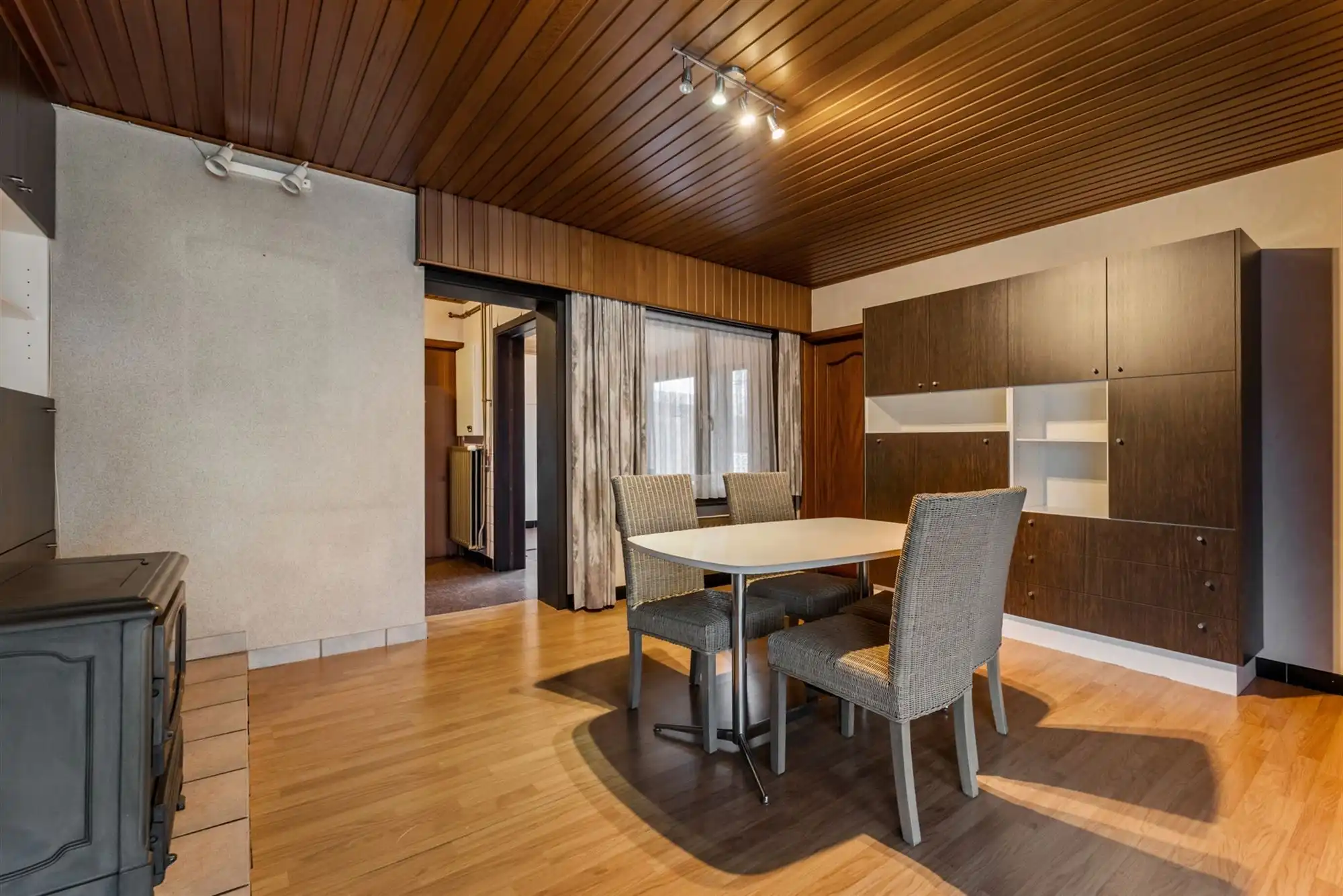 WONING VERDEELD IN 2 APPARTEMENTEN OP 934M2 foto 6