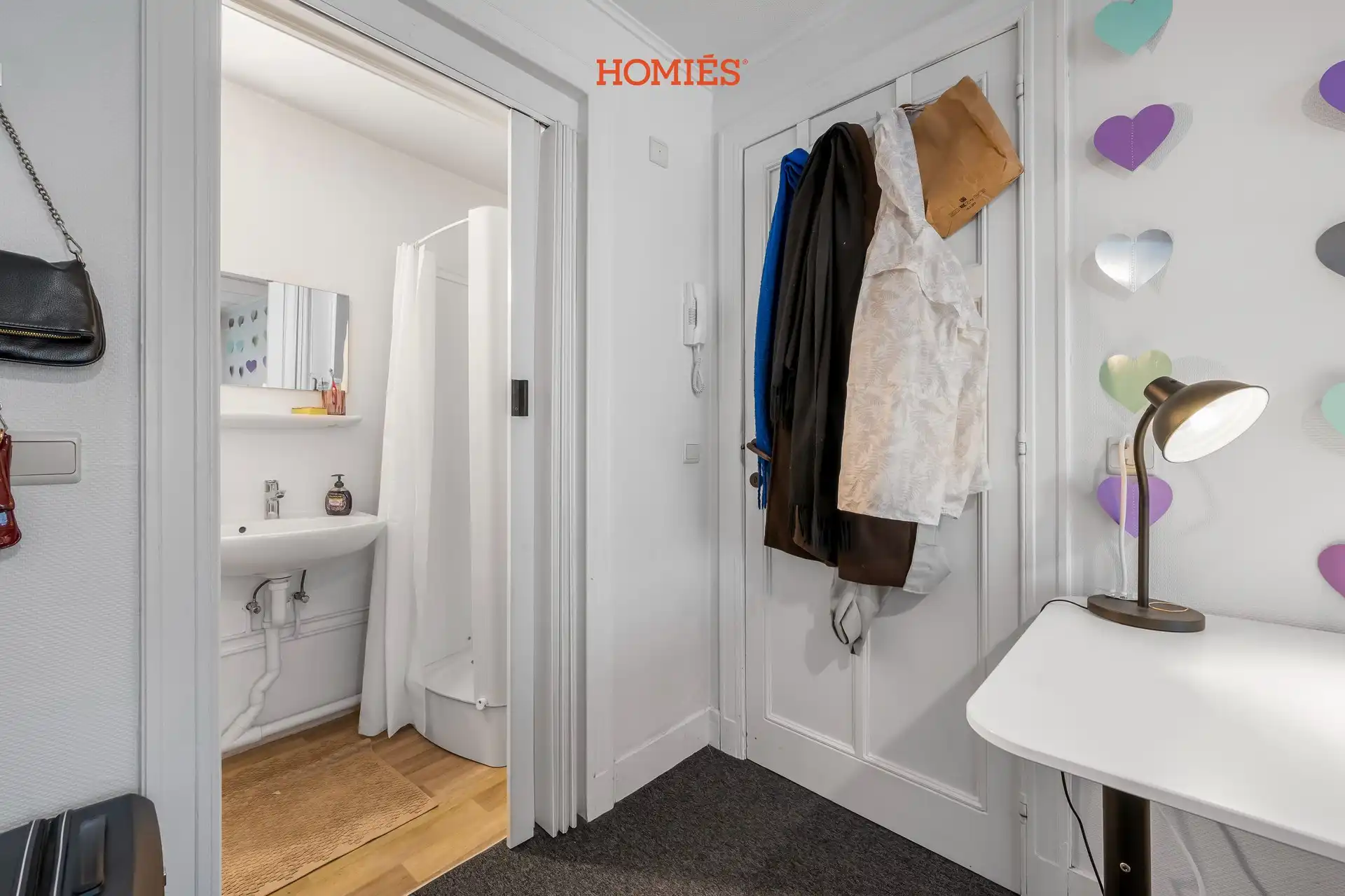 Studentengebouw met 9 kamers eigen sanitair foto 9