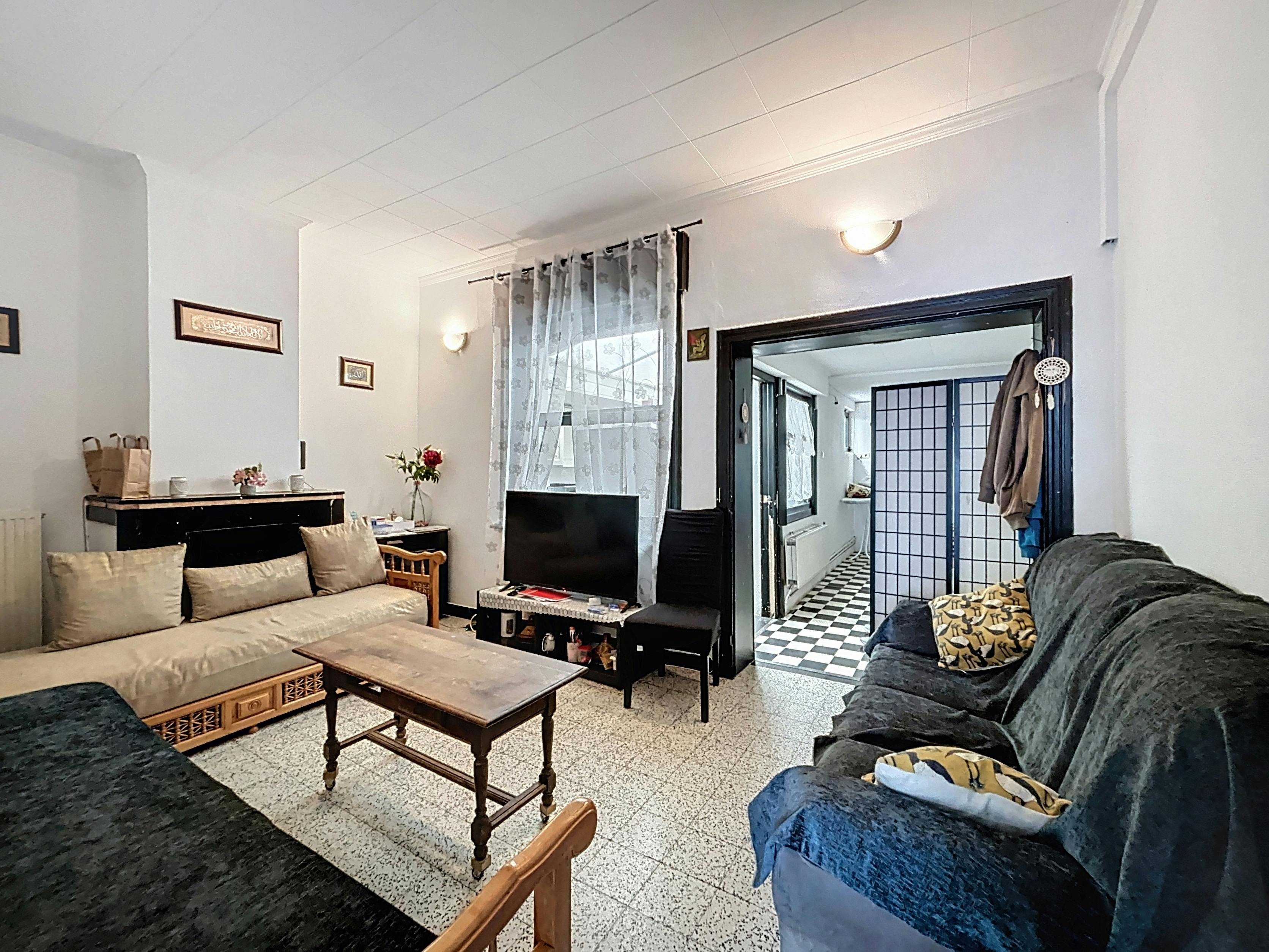 Te renoveren woning te koop in Kortrijk! foto 5