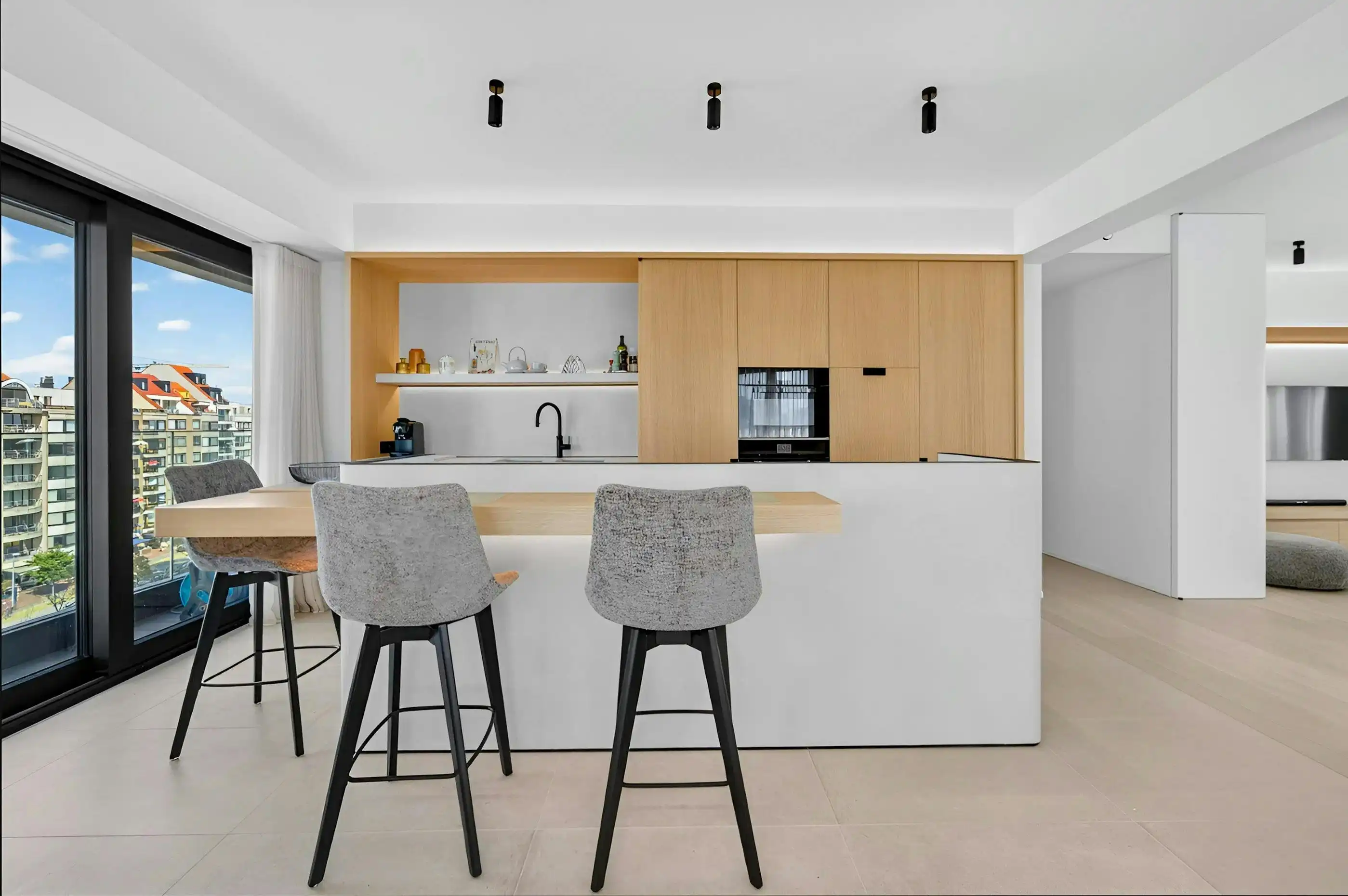 Luxe appartement te koop in de Heldentoren te Knokke-Heist foto 13