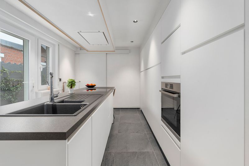 Volledig gerenoveerde woning op topligging foto 6