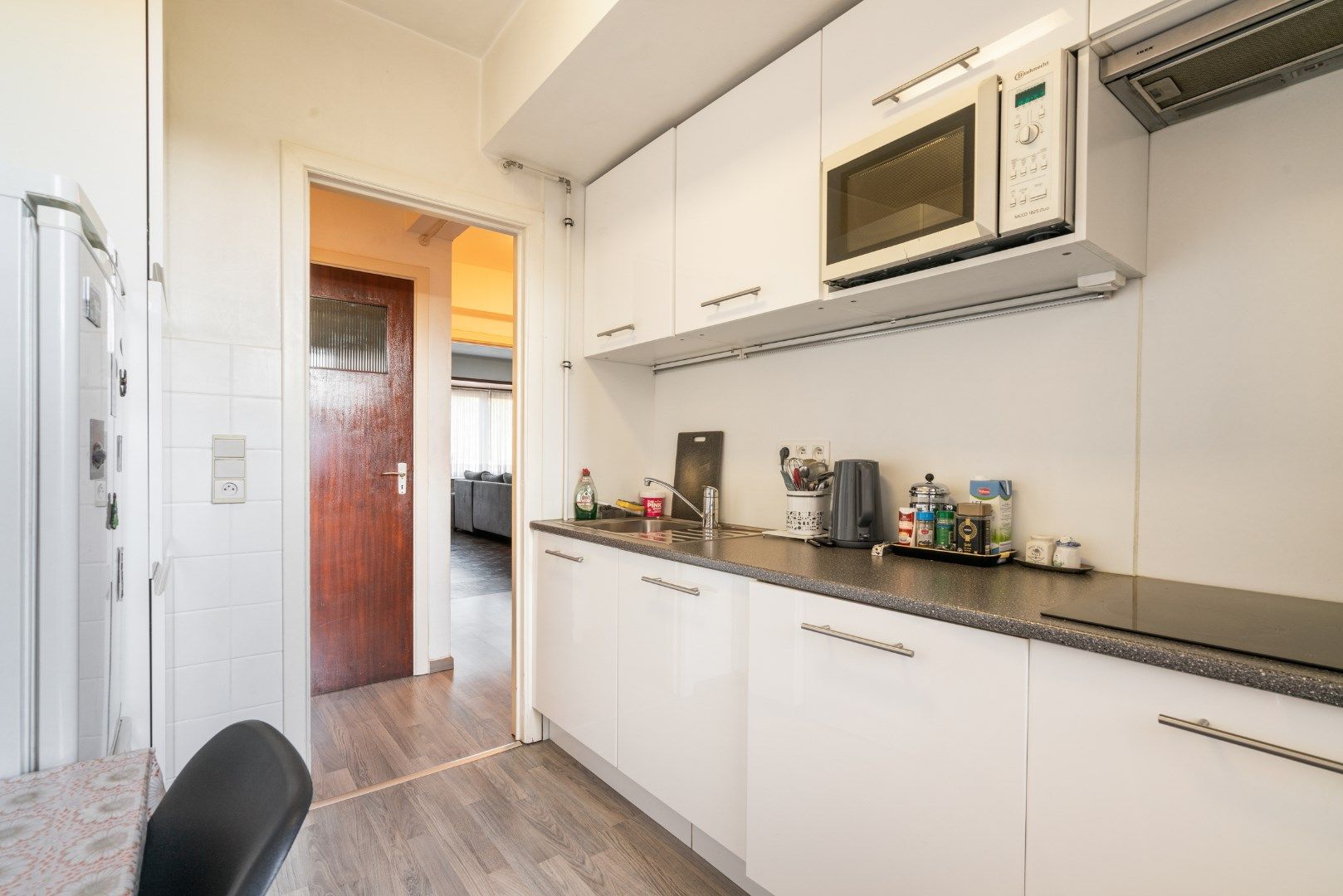 Gunstig gelegen éénslaapkamer appartement met garage foto 5