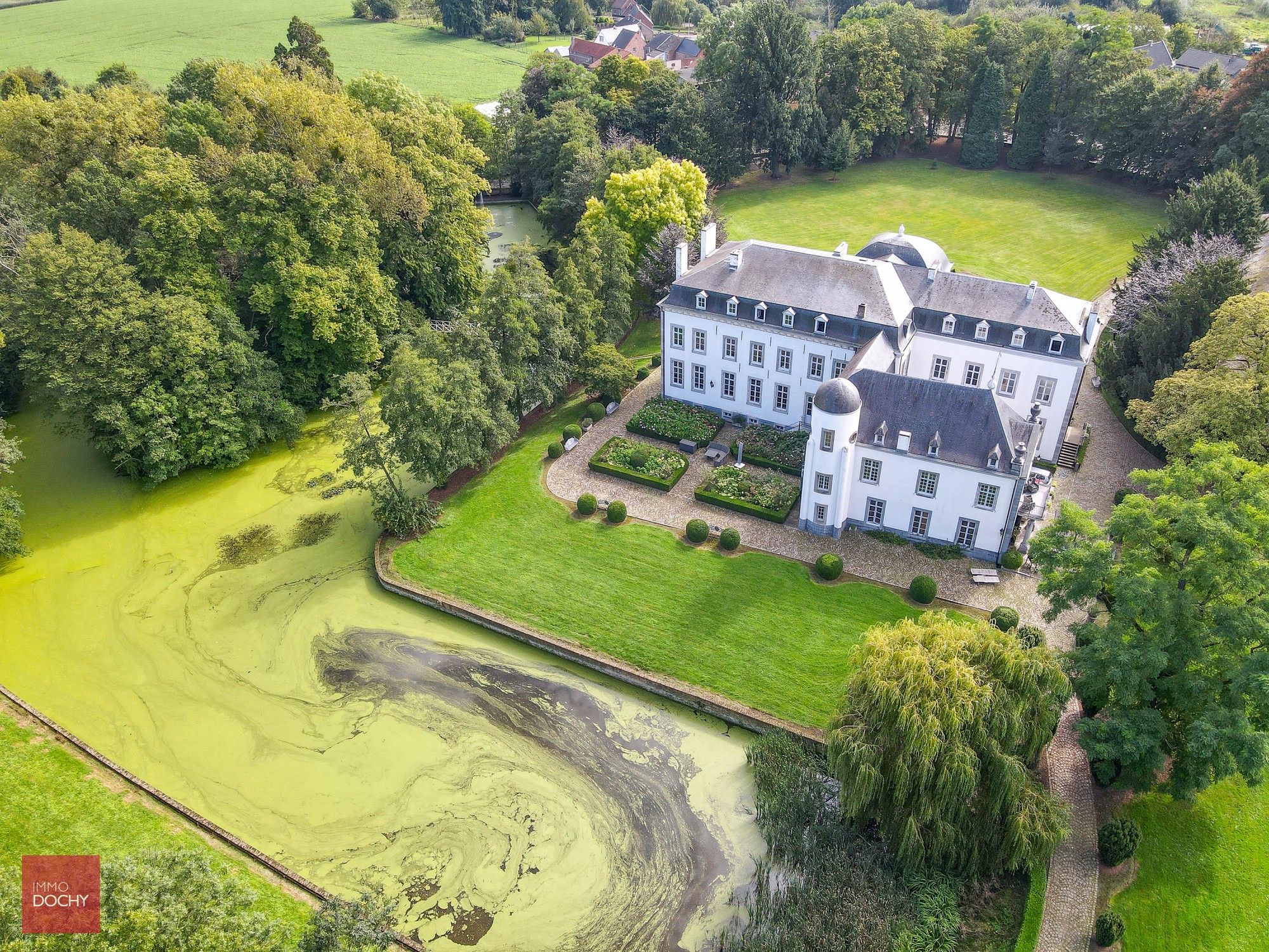 Prachtig gerestaureerd naar hedendaagse normen: Het Kasteel van Gors-Opleeuw foto 6