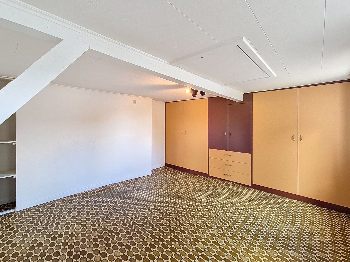 Woning met 2 slpk en tuin foto 9