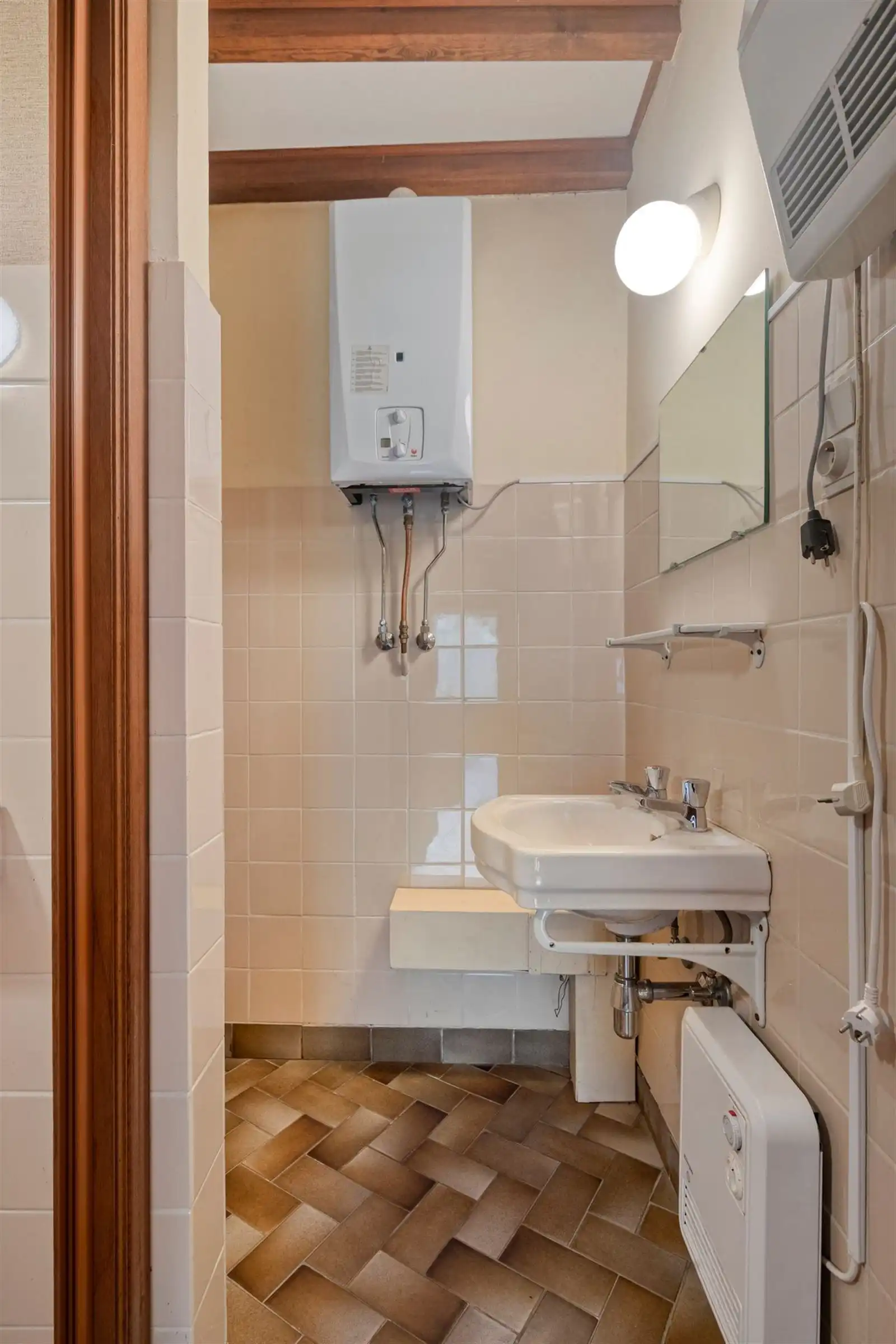 Unieke 3-gevelwoning met uitbreidingspotentieel naast het Hallerbos  foto 9