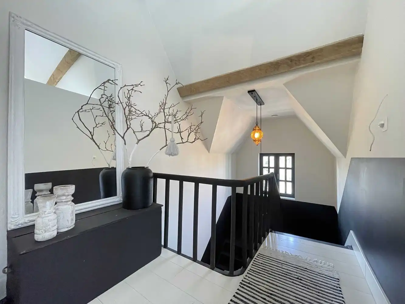 Smaakvol gerenoveerde karaktervolle wijkwoning foto 28