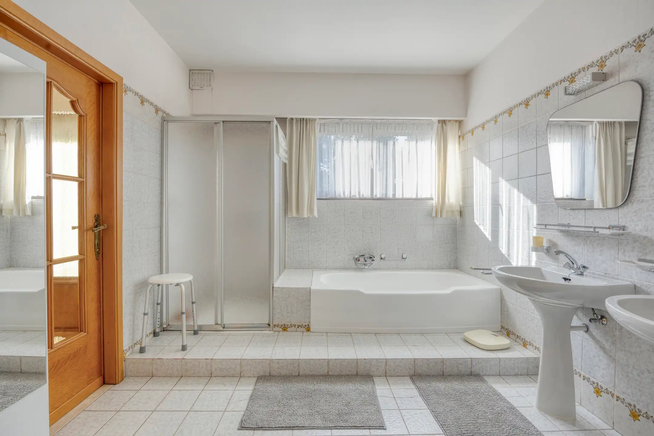Prima onderhouden laagbouwwoning op uitzonderlijk perceel foto 20