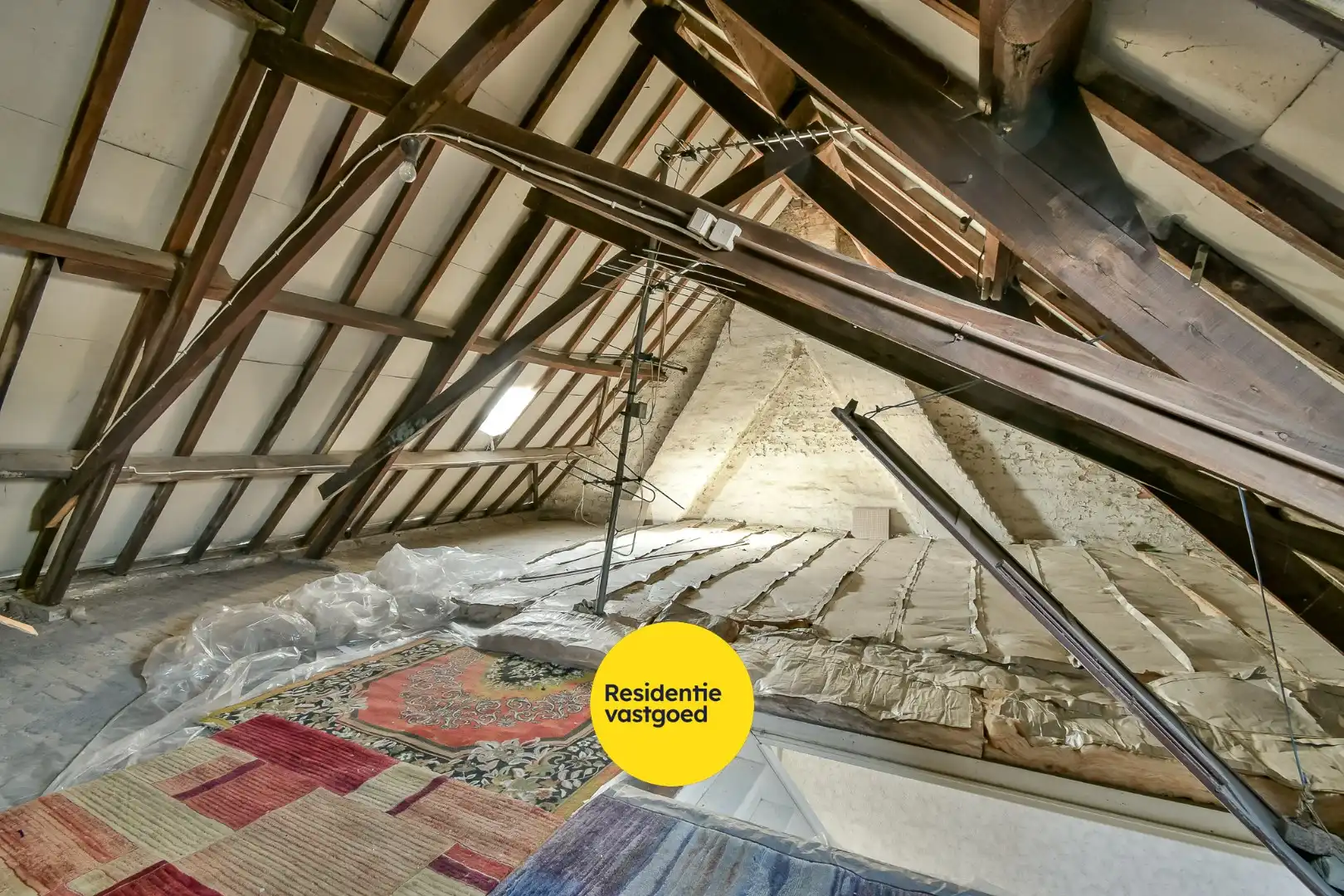 Te renoveren halfopen bebouwing in Kortemark! foto 13